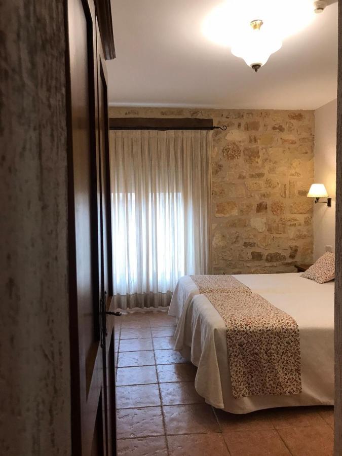 Hostal Decerca Prádena 外观 照片